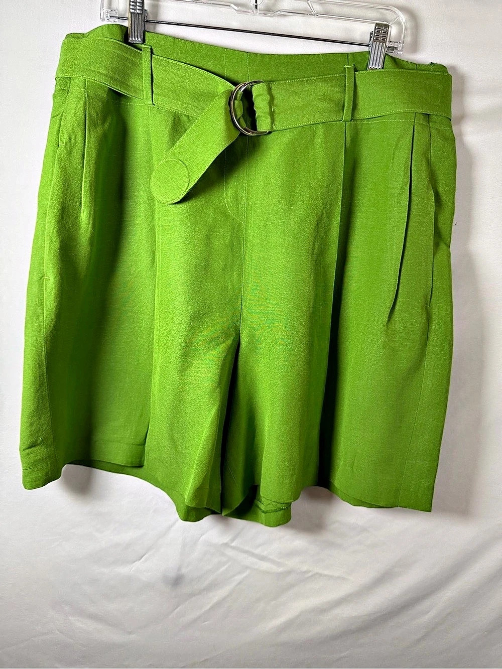 Akris Punto Fiorellina Green Linen Belted Wide Leg Shorts 16
